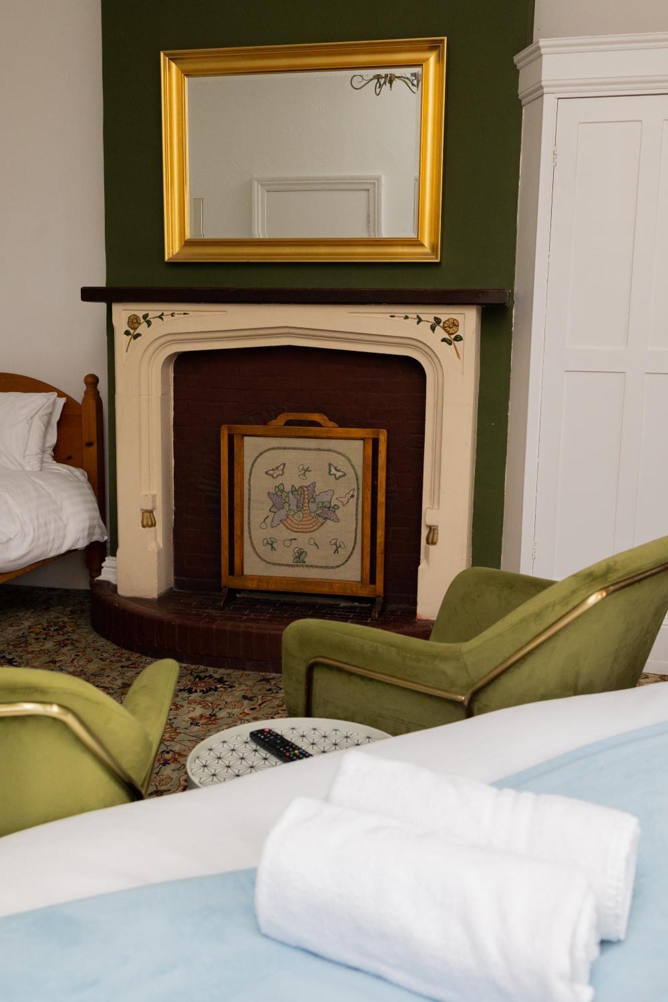 ホテル The Cedars Ashby エクステリア 写真